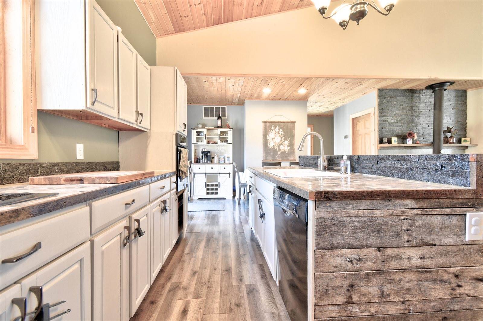 323 South Truhn Road, Fowlerville, MI 48836