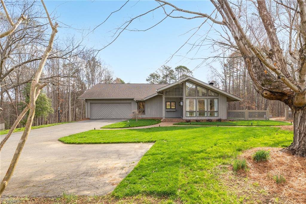 9069 Lasater Road, Clemmons, NC 27012