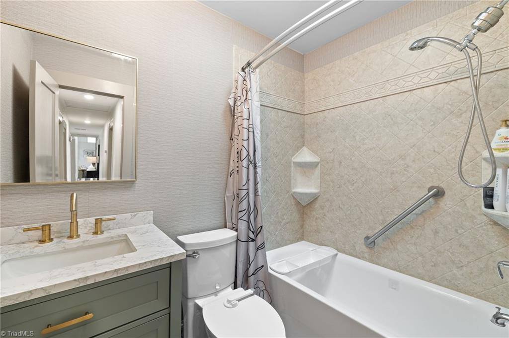 9069 Lasater Road, Clemmons, NC 27012