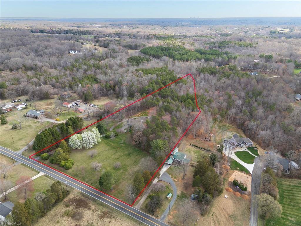 9069 Lasater Road, Clemmons, NC 27012