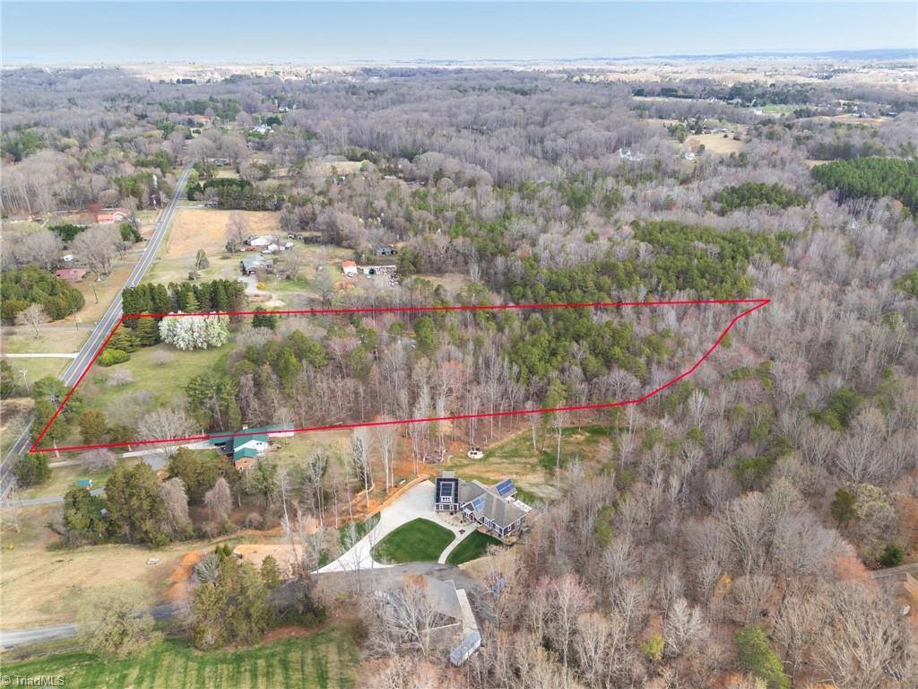 9069 Lasater Road, Clemmons, NC 27012