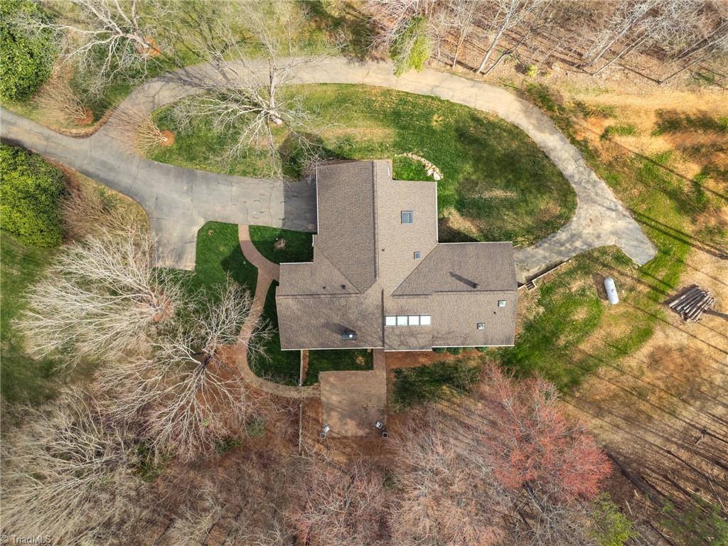 9069 Lasater Road, Clemmons, NC 27012