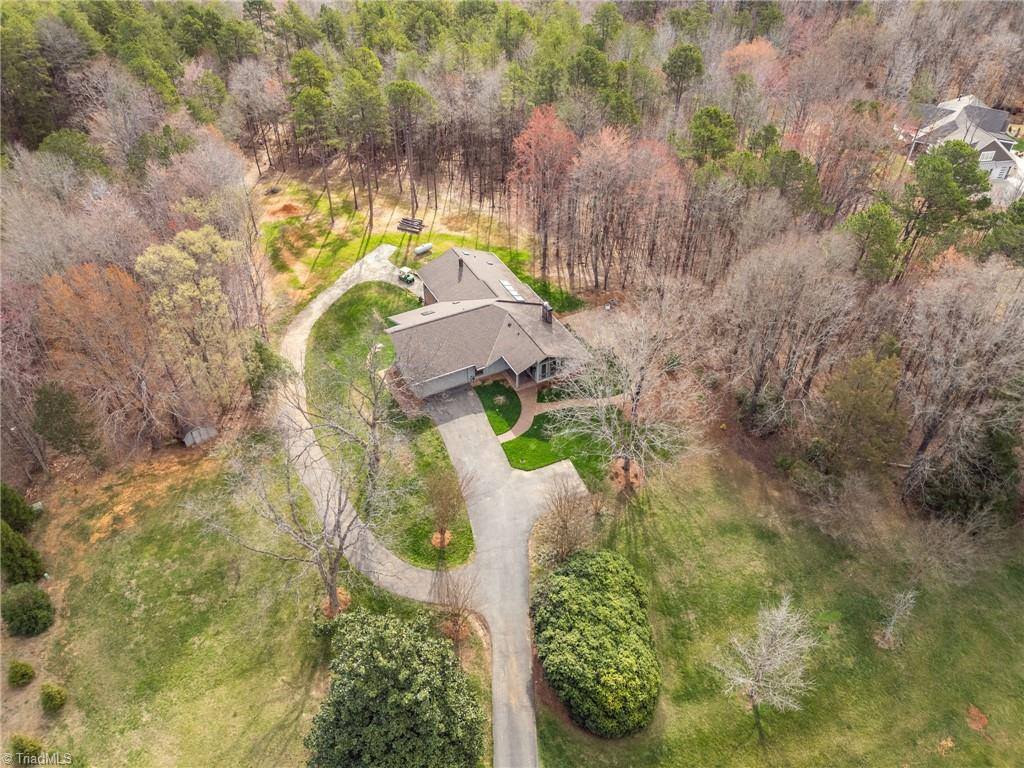 9069 Lasater Road, Clemmons, NC 27012