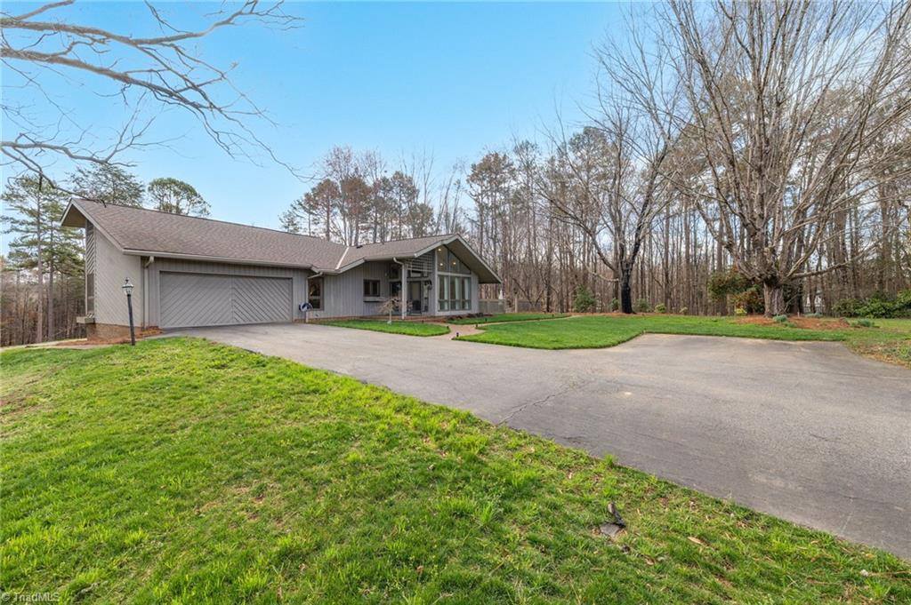 9069 Lasater Road, Clemmons, NC 27012