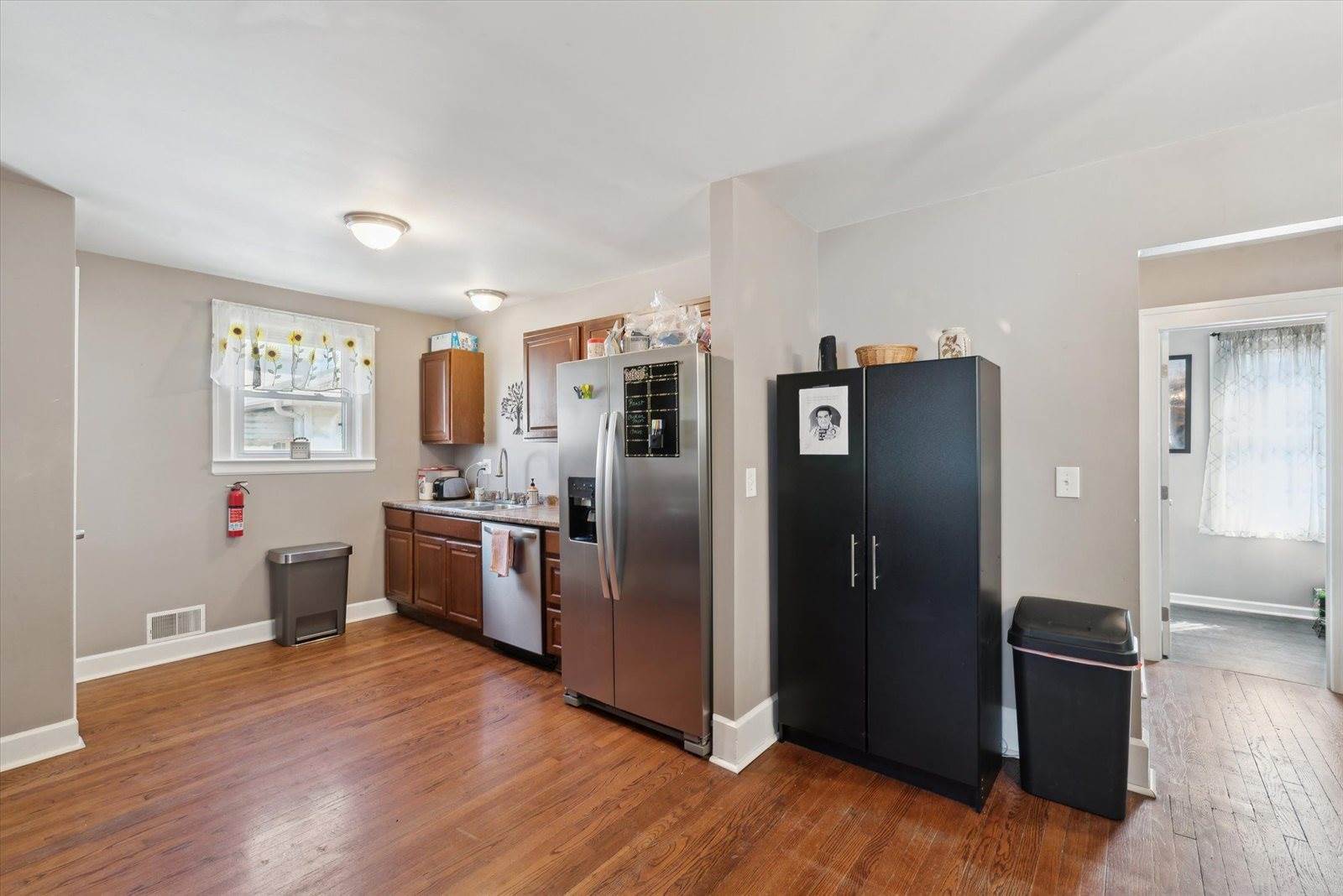 313 Clinton Street, Wyandotte, MI 48192