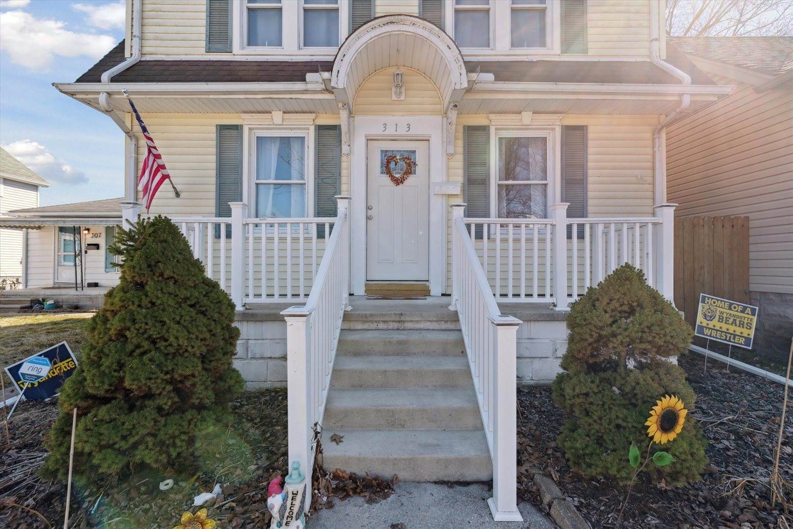 313 Clinton Street, Wyandotte, MI 48192
