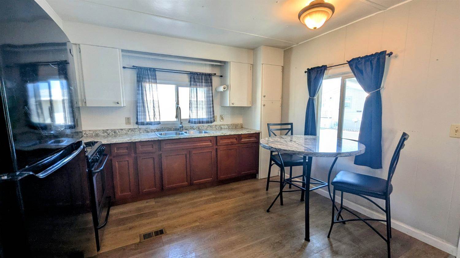 234 Palm View Lane, Rancho Cordova, CA 95670