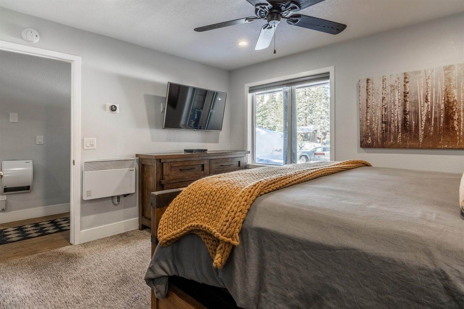 91 Lakeview Blvd #8-S, Mammoth Lakes, CA 93546