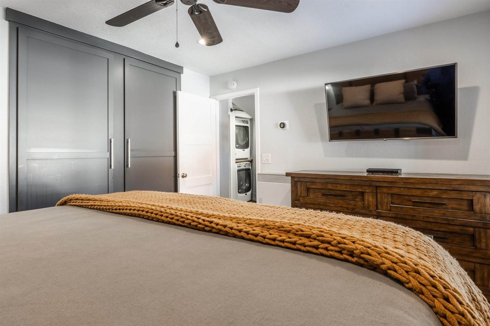 91 Lakeview Blvd #8-S, Mammoth Lakes, CA 93546