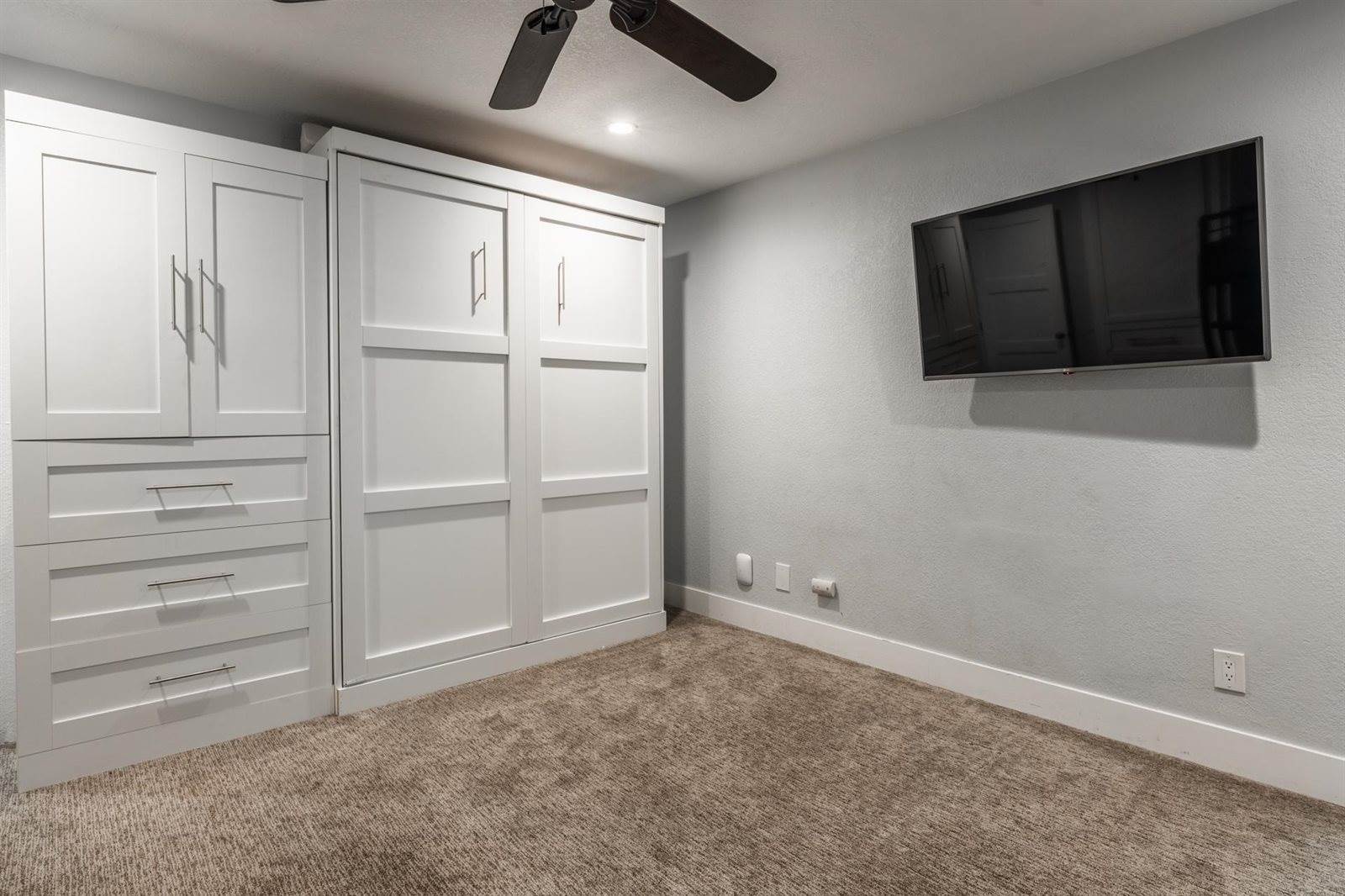 91 Lakeview Blvd #8-S, Mammoth Lakes, CA 93546
