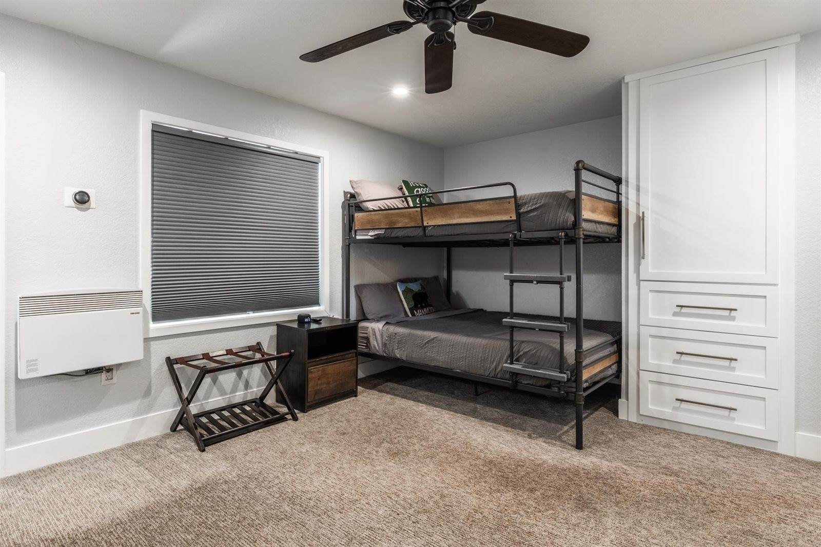 91 Lakeview Blvd #8-S, Mammoth Lakes, CA 93546