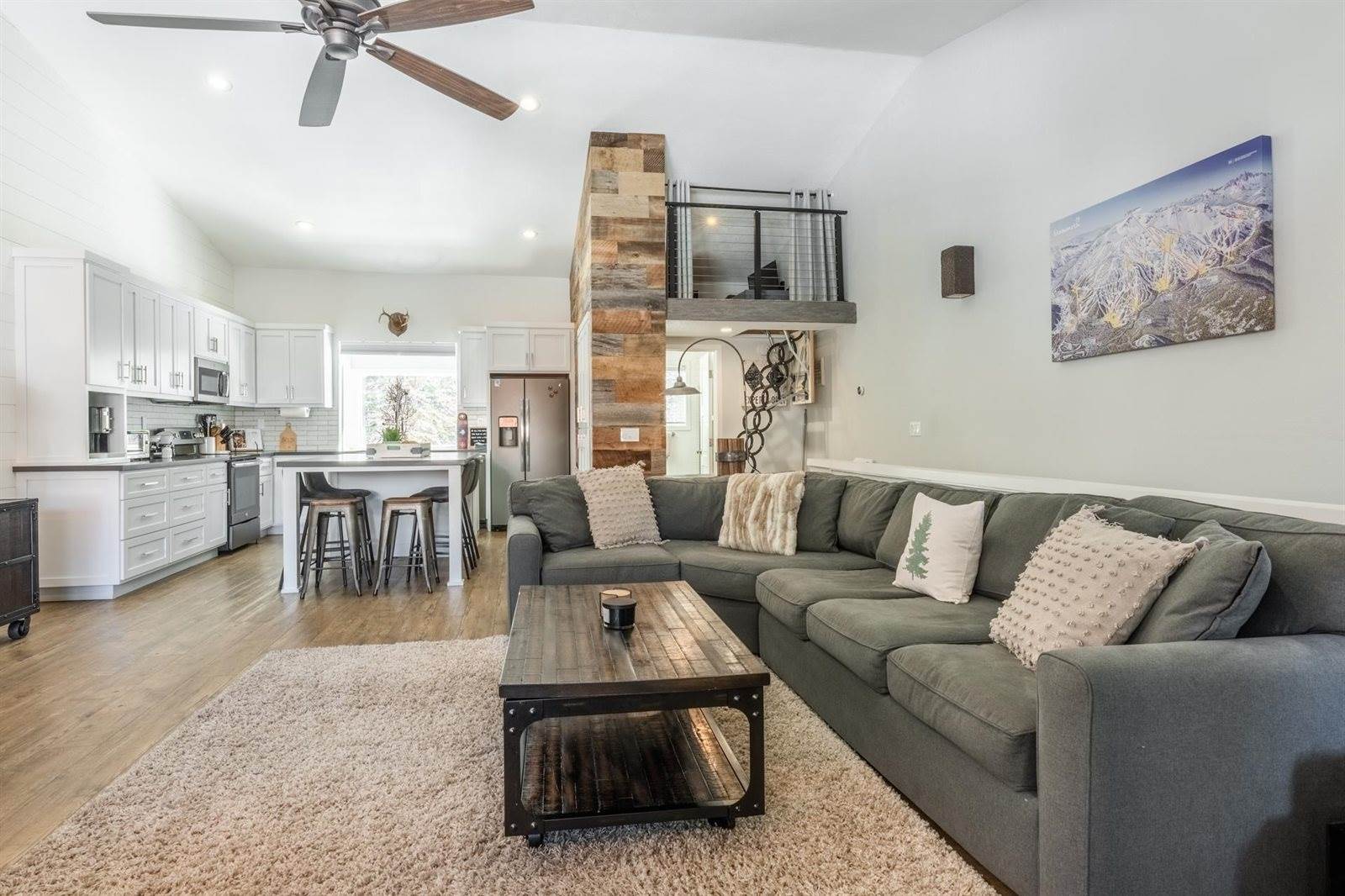 91 Lakeview Blvd #8-S, Mammoth Lakes, CA 93546