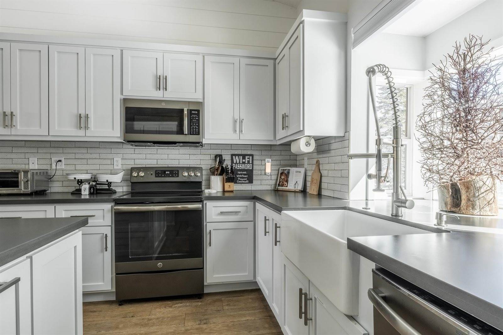 91 Lakeview Blvd #8-S, Mammoth Lakes, CA 93546