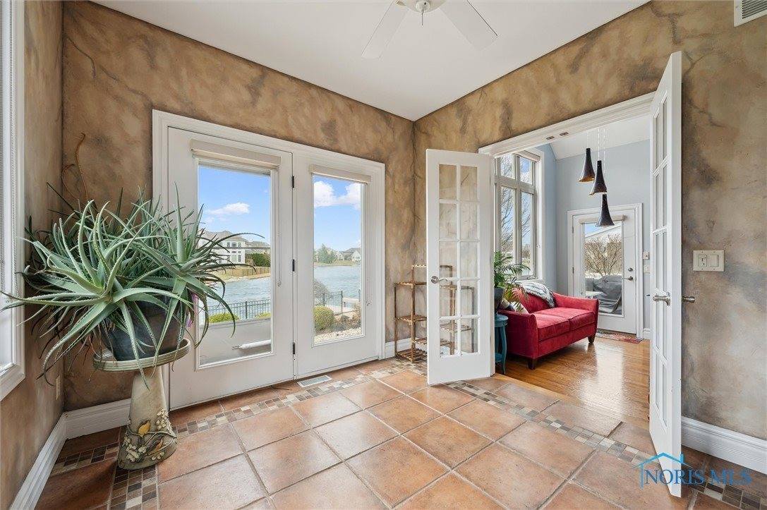 5619 Golden Pond Lane, Sylvania, OH 43560