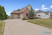 5619 Golden Pond Lane, Sylvania, OH 43560