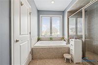 5619 Golden Pond Lane, Sylvania, OH 43560