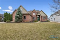 5619 Golden Pond Lane, Sylvania, OH 43560