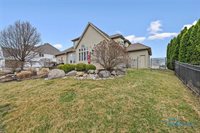 5619 Golden Pond Lane, Sylvania, OH 43560