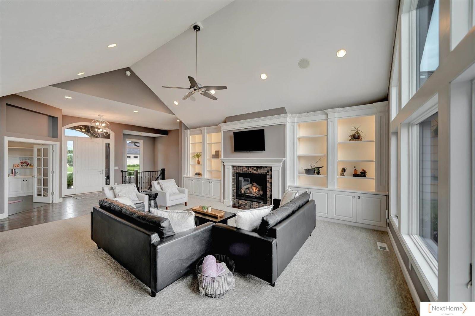 3211 West Covered Bridge Drive, Lincoln, NE 68523