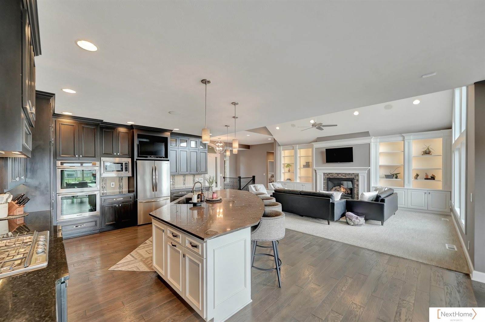 3211 West Covered Bridge Drive, Lincoln, NE 68523