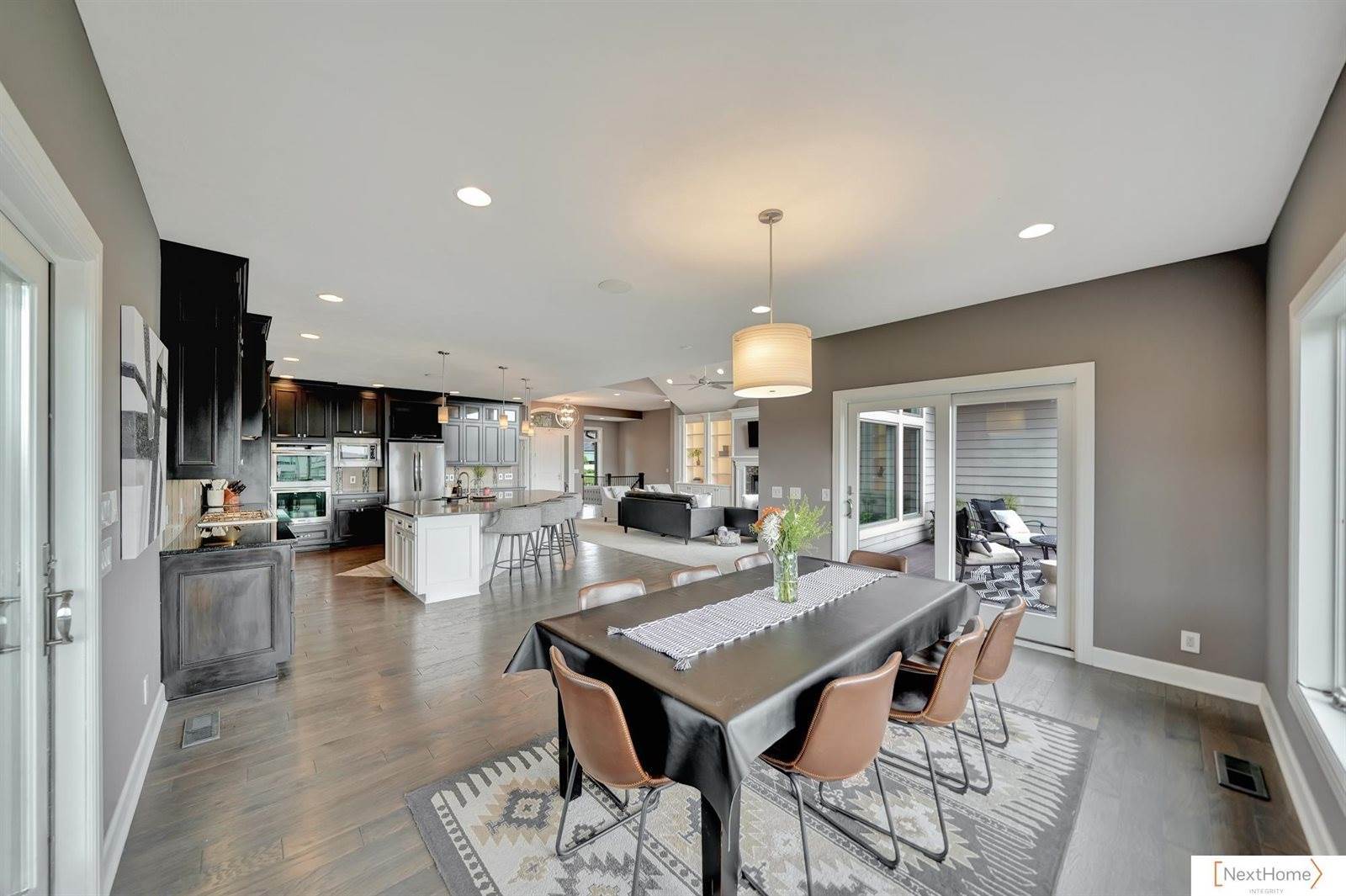 3211 West Covered Bridge Drive, Lincoln, NE 68523
