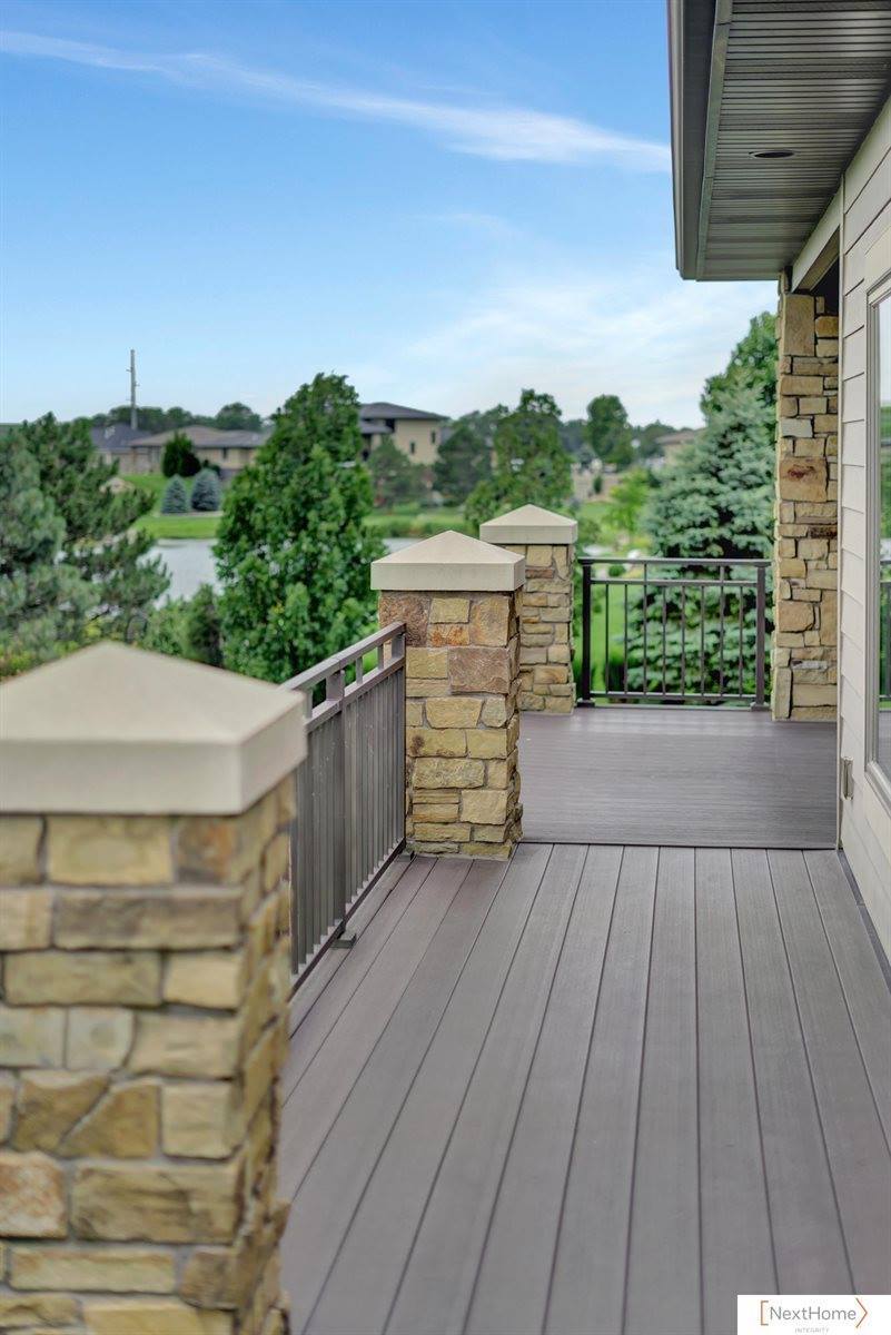3211 West Covered Bridge Drive, Lincoln, NE 68523