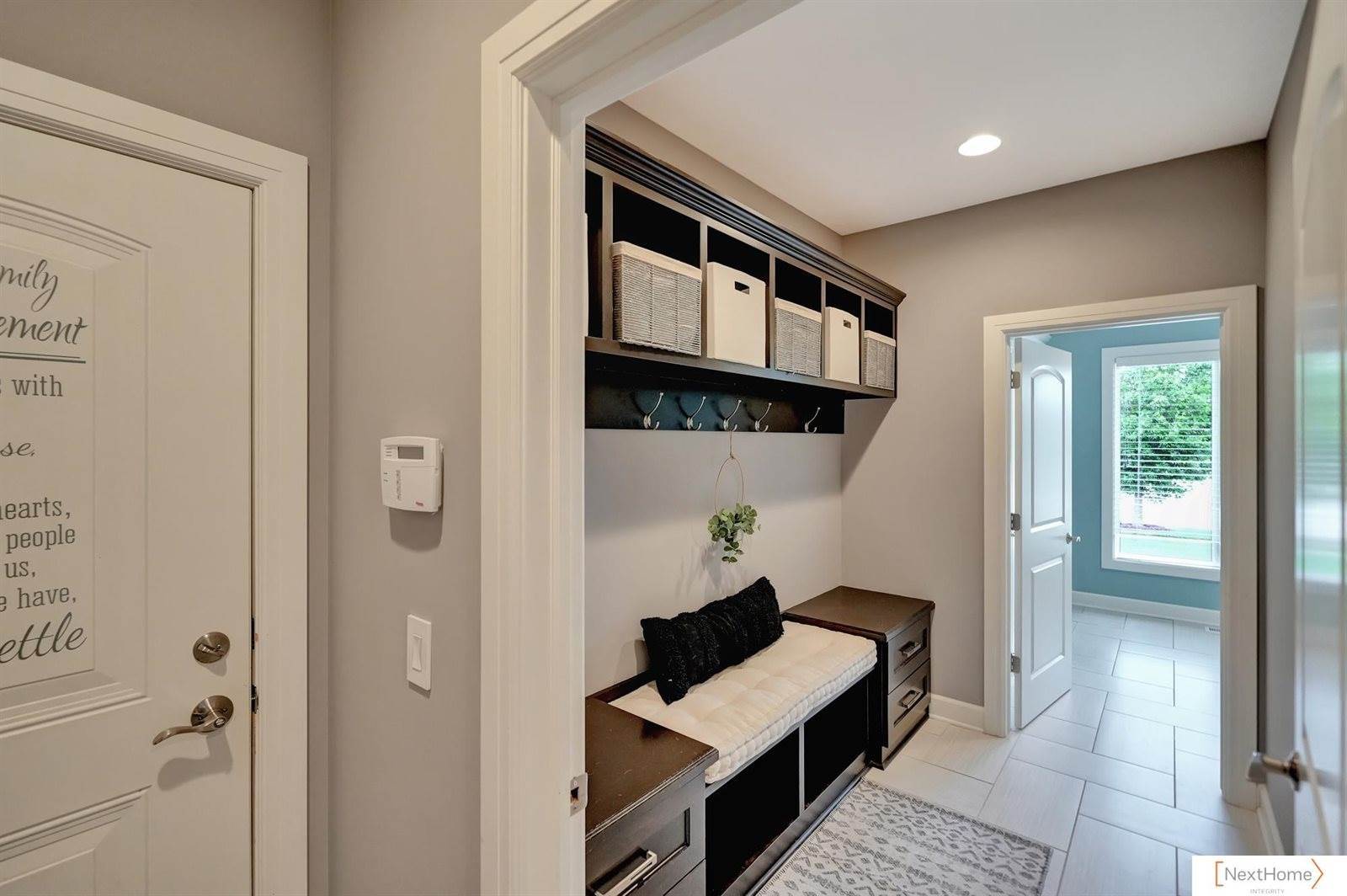3211 West Covered Bridge Drive, Lincoln, NE 68523