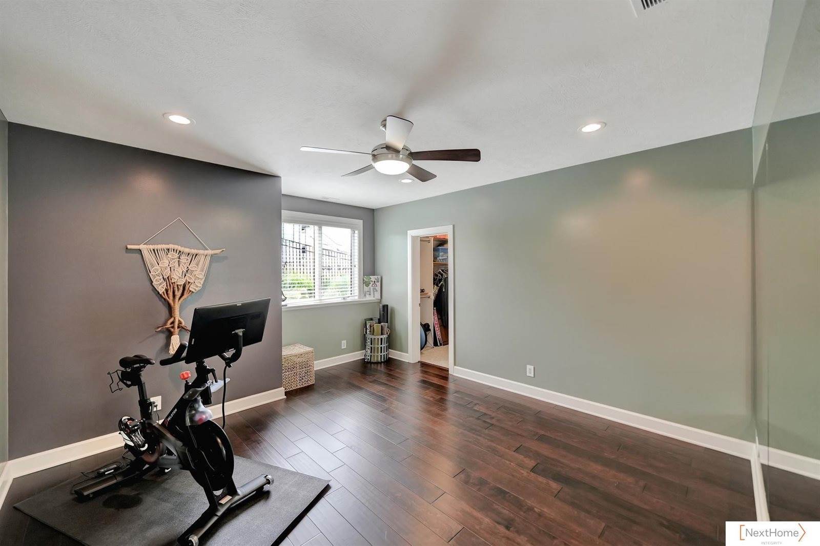 3211 West Covered Bridge Drive, Lincoln, NE 68523