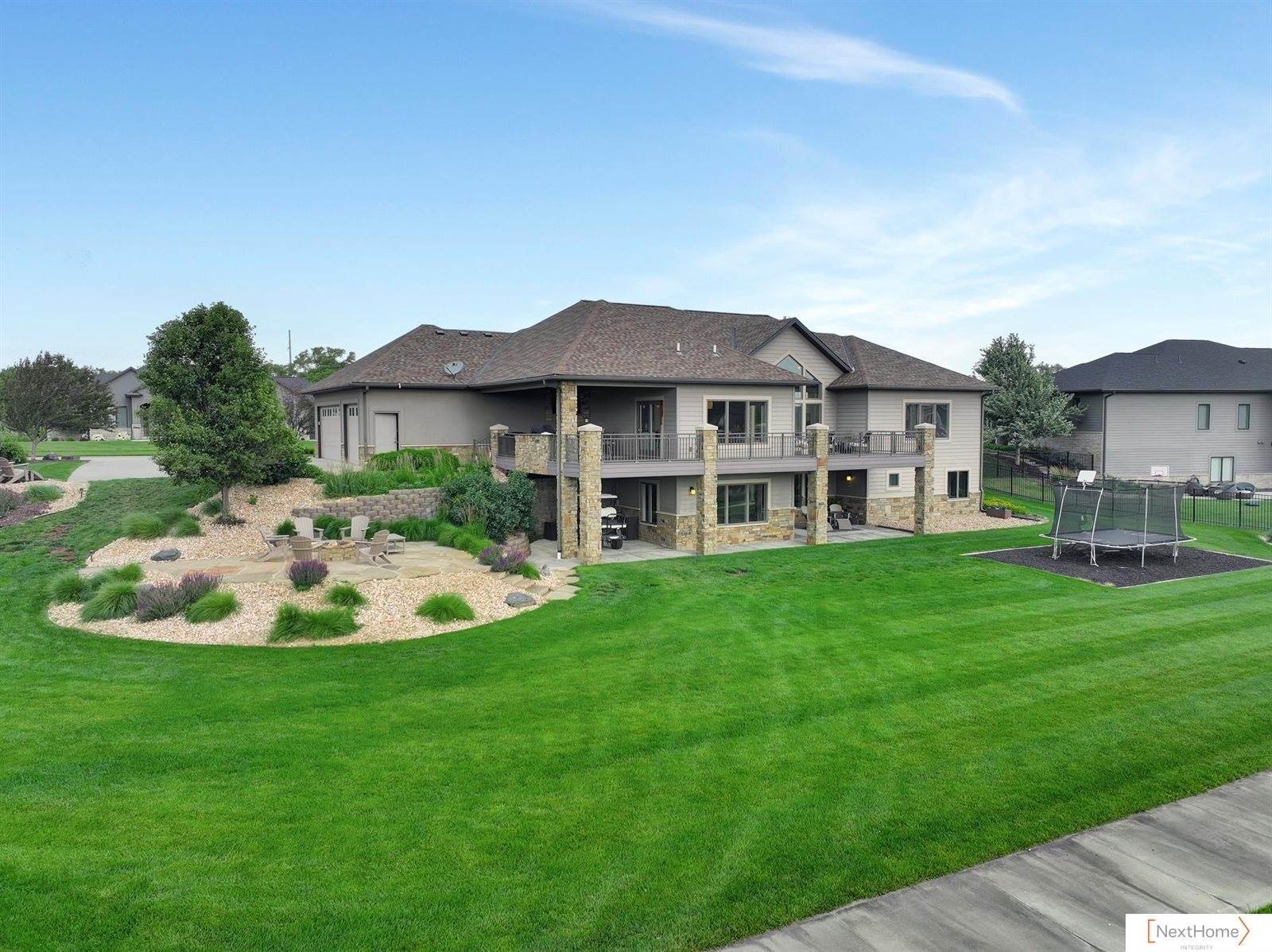 3211 West Covered Bridge Drive, Lincoln, NE 68523