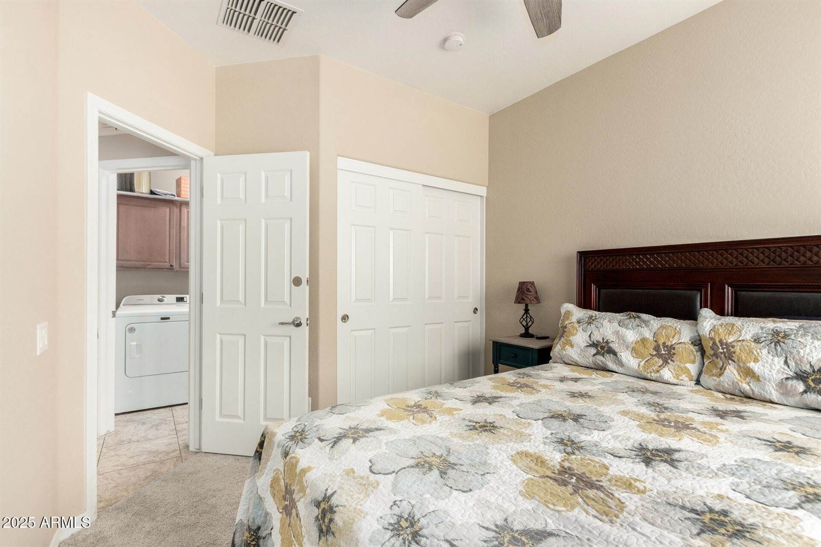 4610 South Hassett Circle, Mesa, AZ 85212