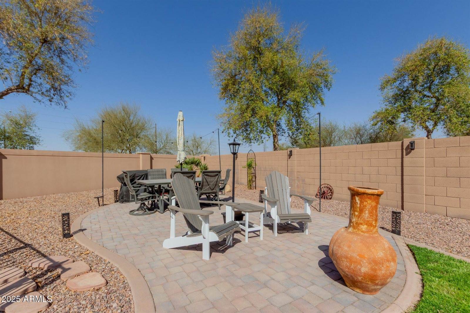 4610 South Hassett Circle, Mesa, AZ 85212