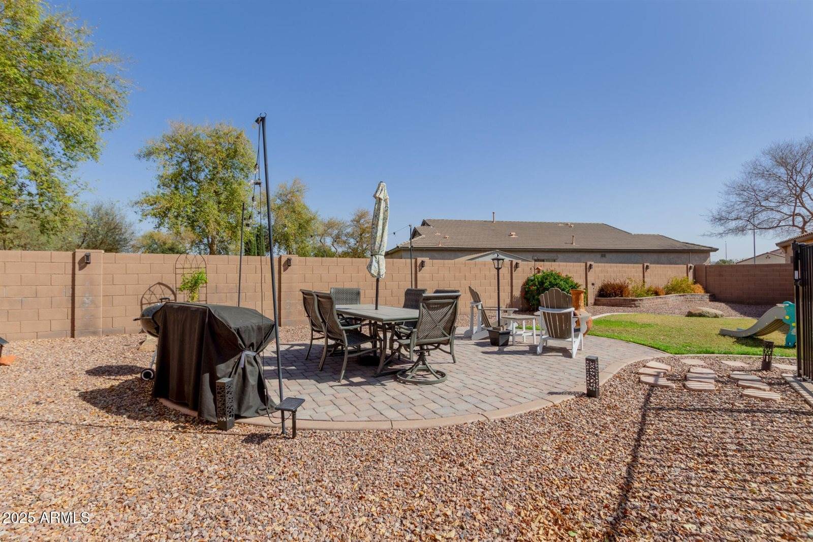 4610 South Hassett Circle, Mesa, AZ 85212