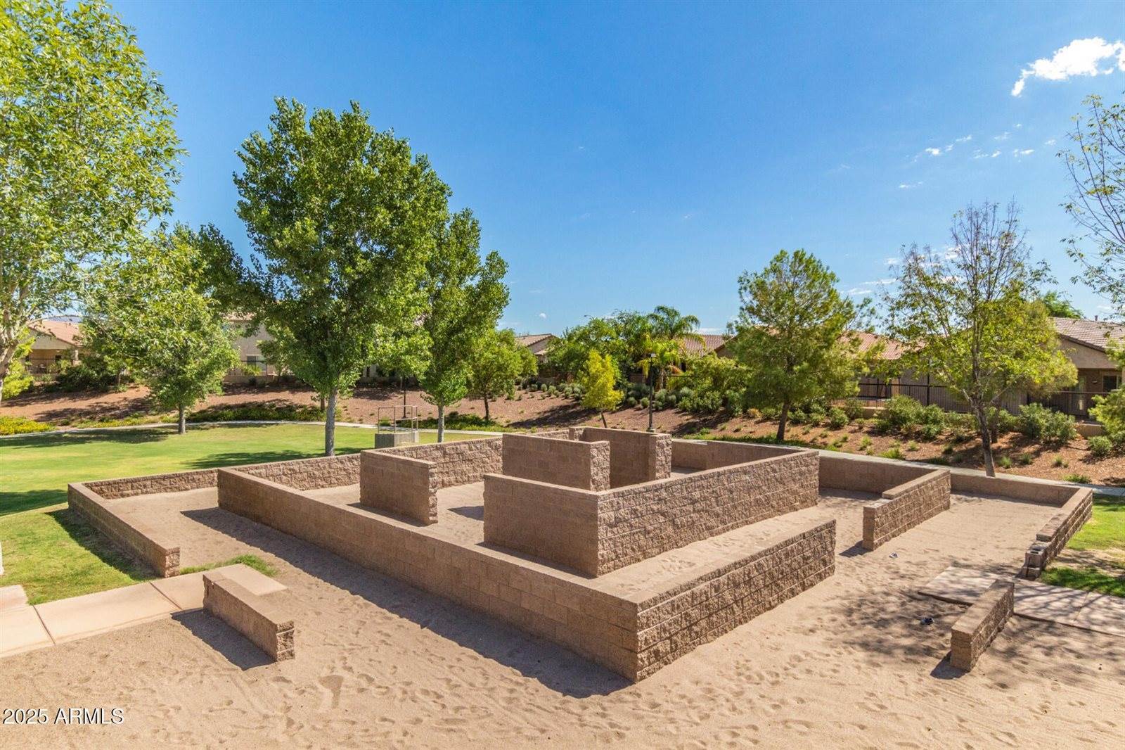 4610 South Hassett Circle, Mesa, AZ 85212