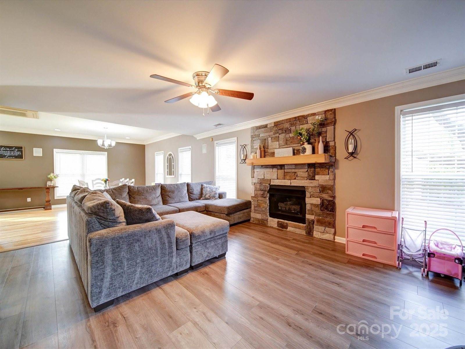 8509 Piccone Brook Lane, Charlotte, NC 28216