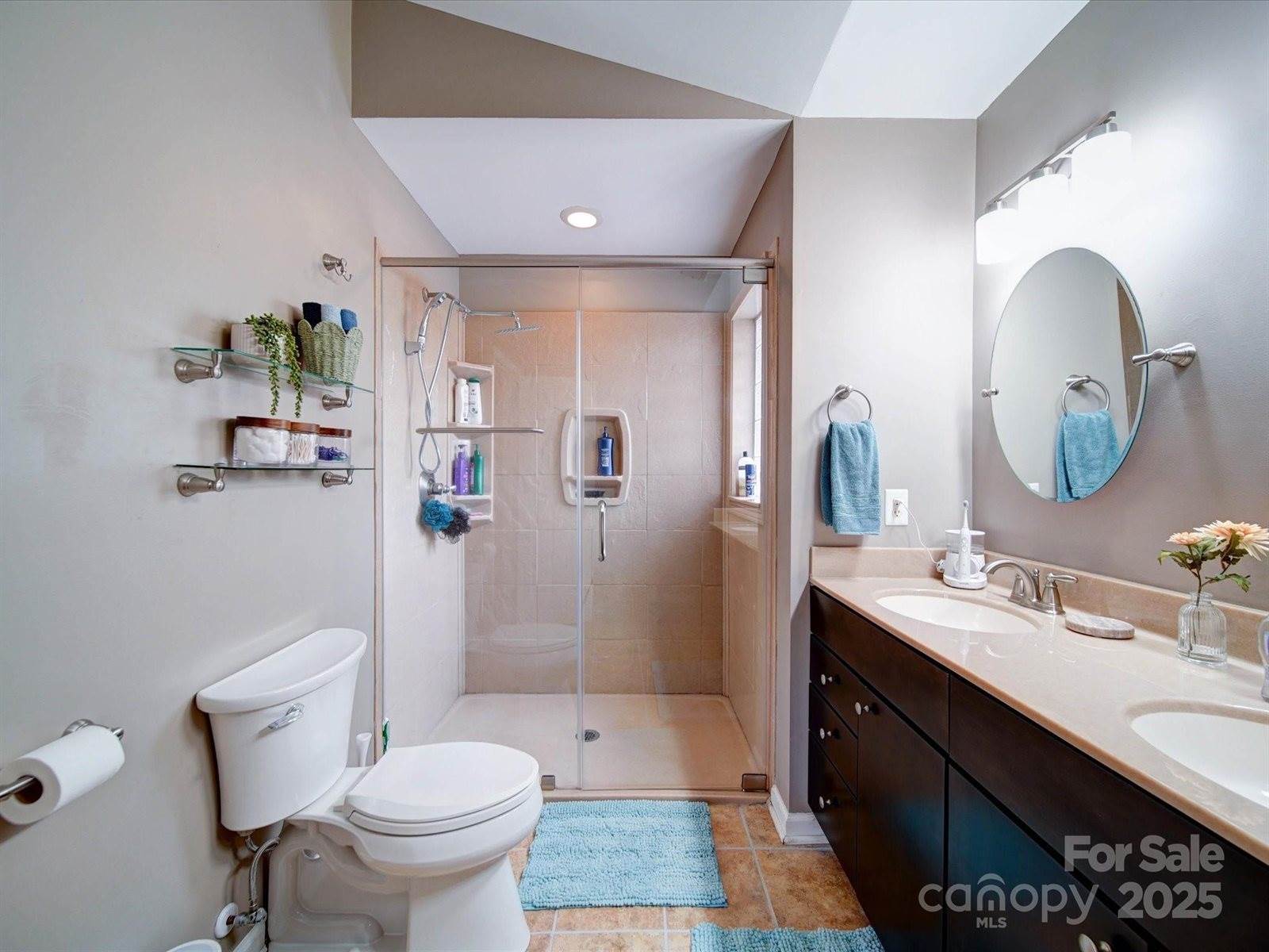 8509 Piccone Brook Lane, Charlotte, NC 28216