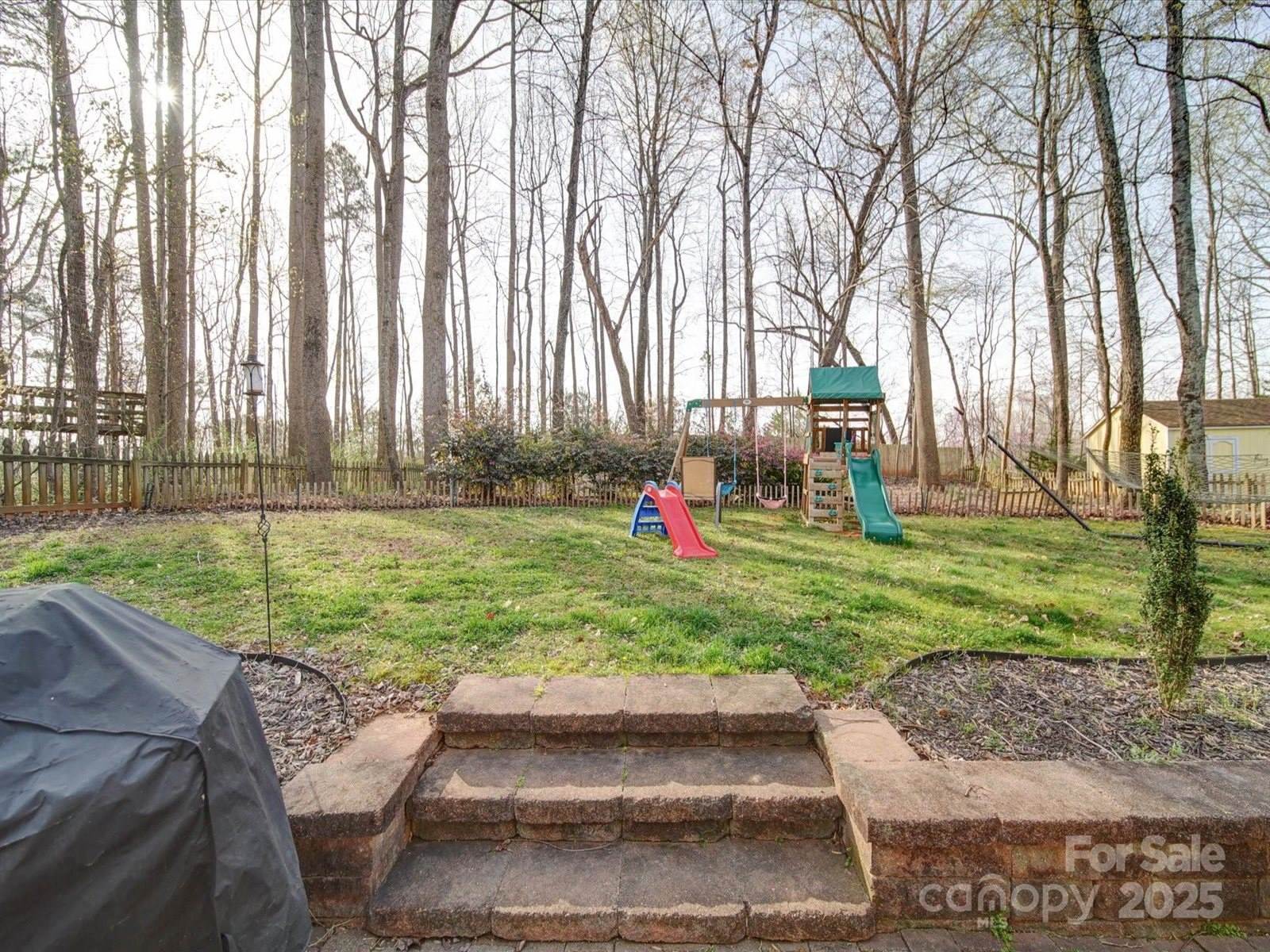 8509 Piccone Brook Lane, Charlotte, NC 28216