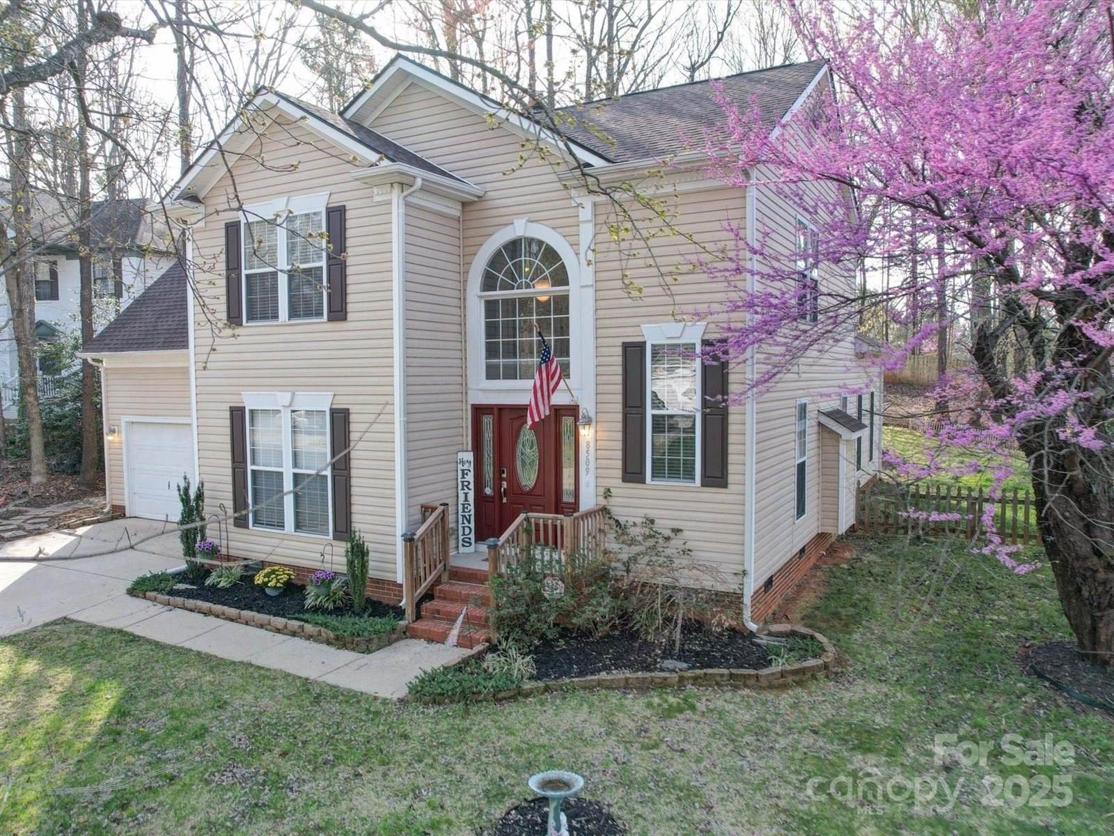 8509 Piccone Brook Lane, Charlotte, NC 28216
