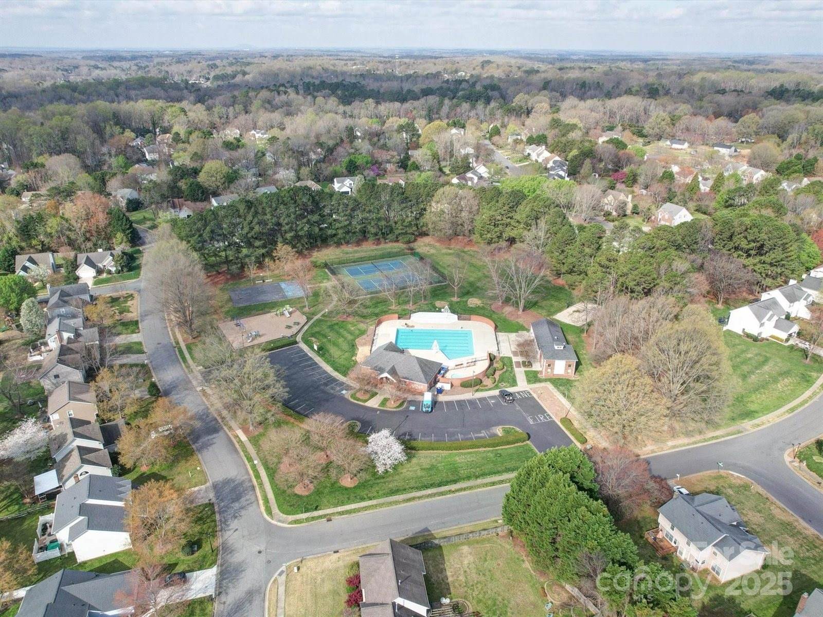 8509 Piccone Brook Lane, Charlotte, NC 28216