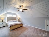 8509 Piccone Brook Lane, Charlotte, NC 28216