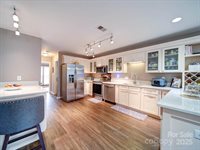 8509 Piccone Brook Lane, Charlotte, NC 28216