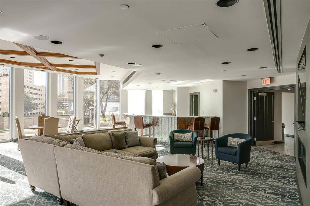 500 Throckmorton Street, Fort Worth, TX 76102