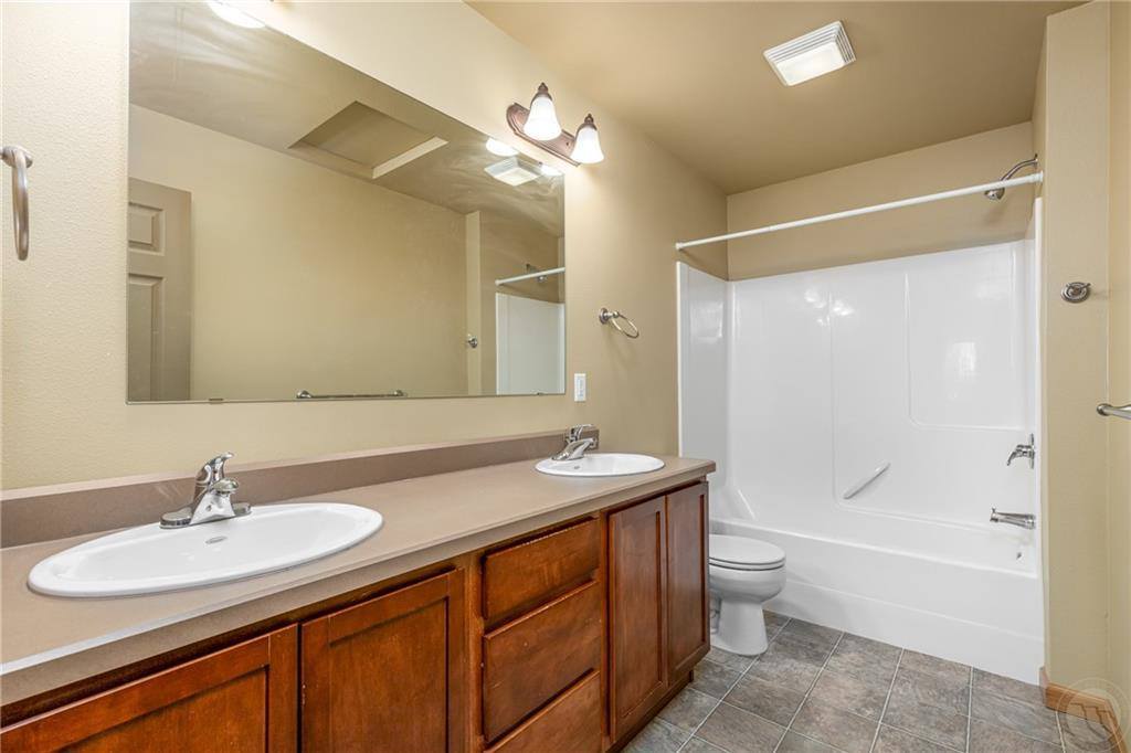 845 Avenue E, Billings, MT 59102