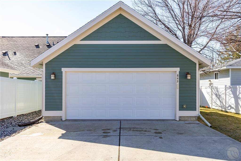 845 Avenue E, Billings, MT 59102