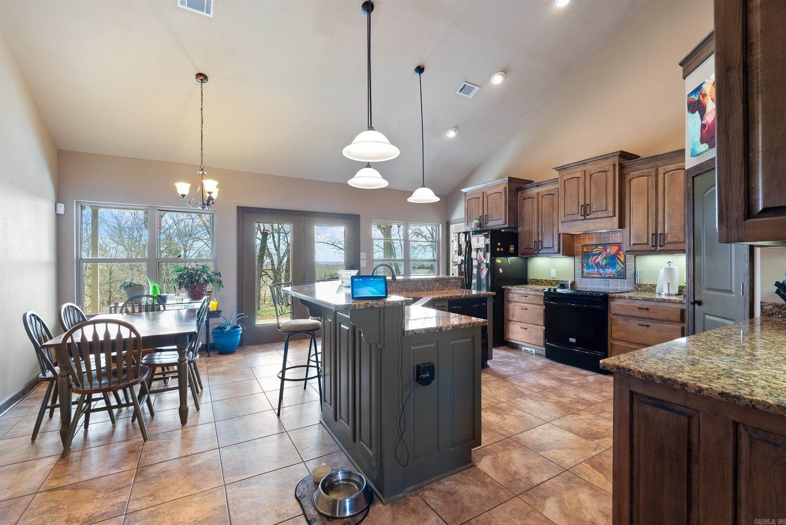 11 Hoggard Lane, Enola, AR 72047