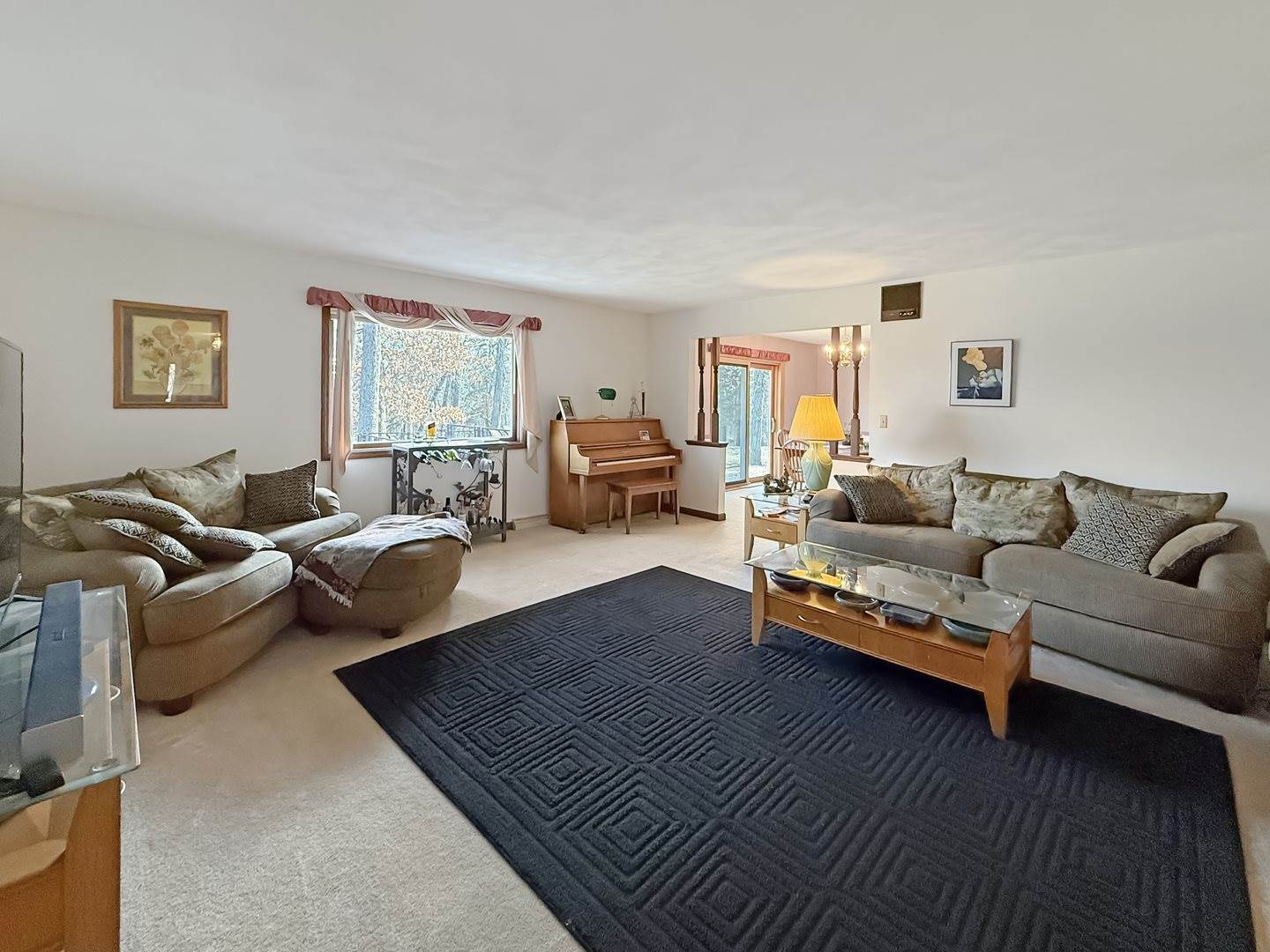 2027 Burd Haven, Freeport, IL 61032
