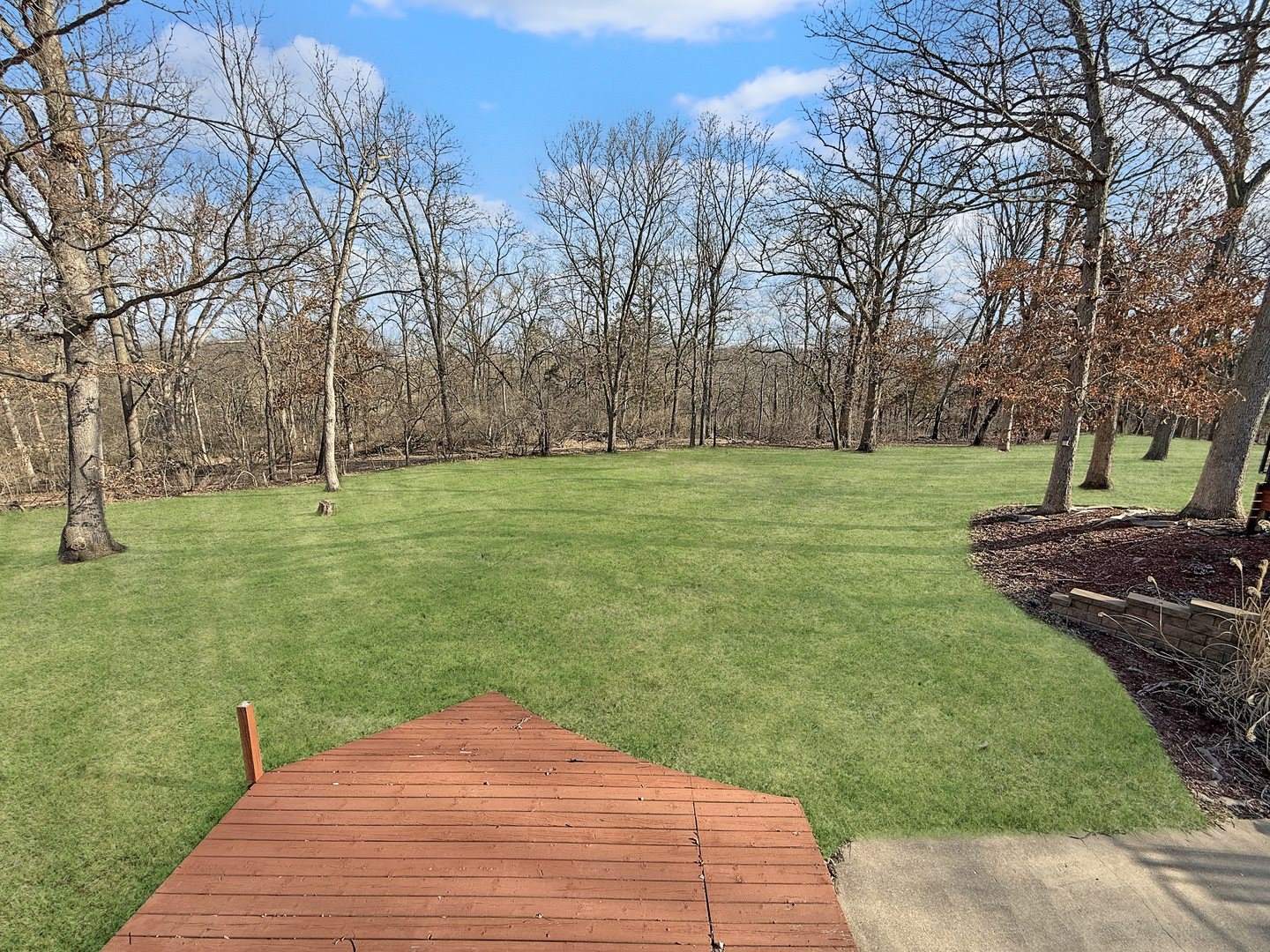 2027 Burd Haven, Freeport, IL 61032
