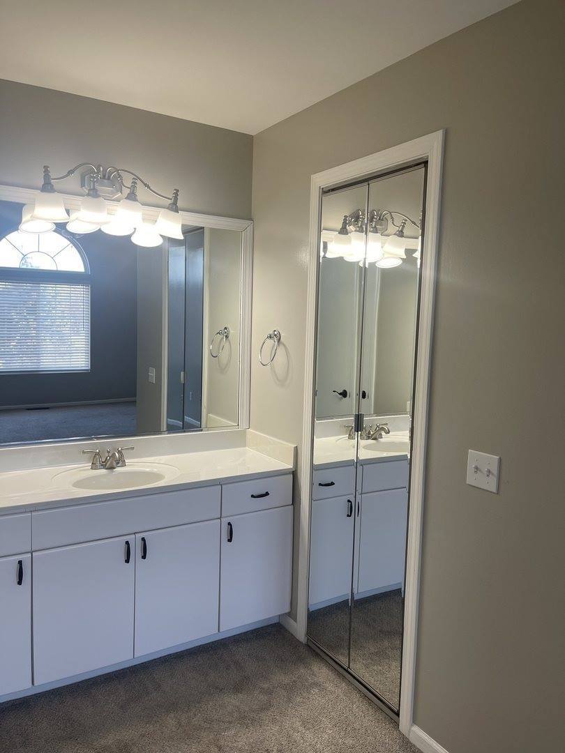 1770 Bridle Post Drive, #1770, Aurora, IL 60506