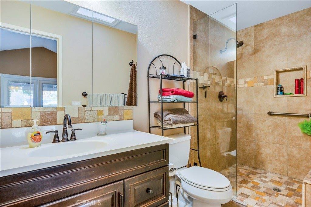 19450 Mountain South, Hidden Valley Lake, CA 95467