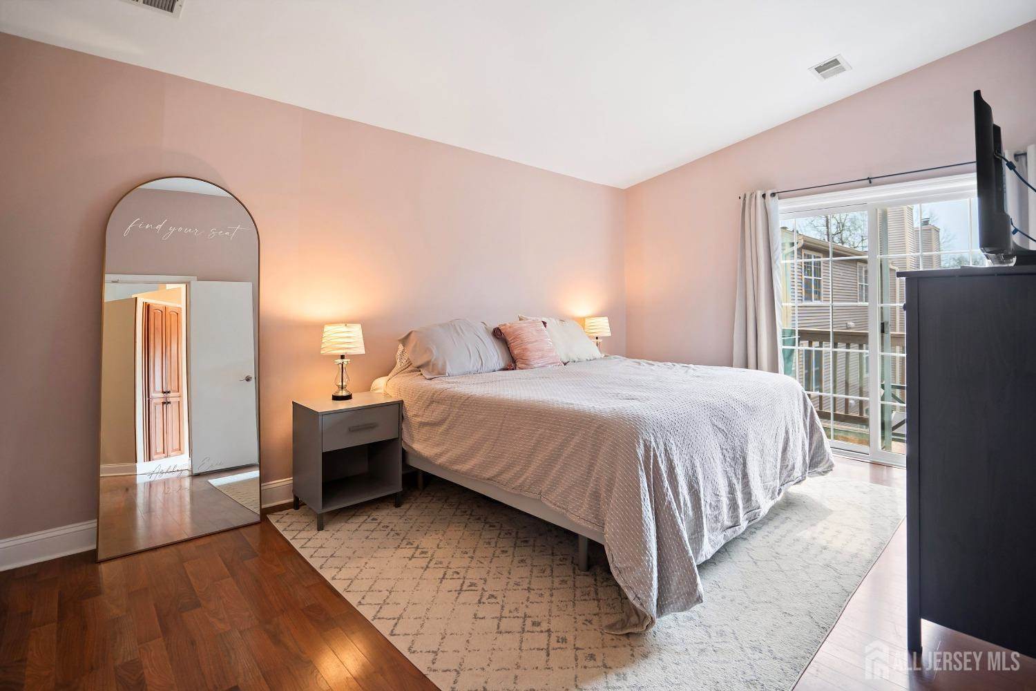 7343 Elm Court, South Brunswick, NJ 08852