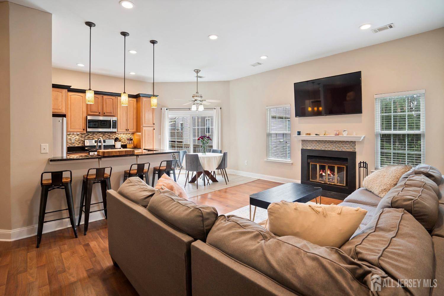 7343 Elm Court, South Brunswick, NJ 08852